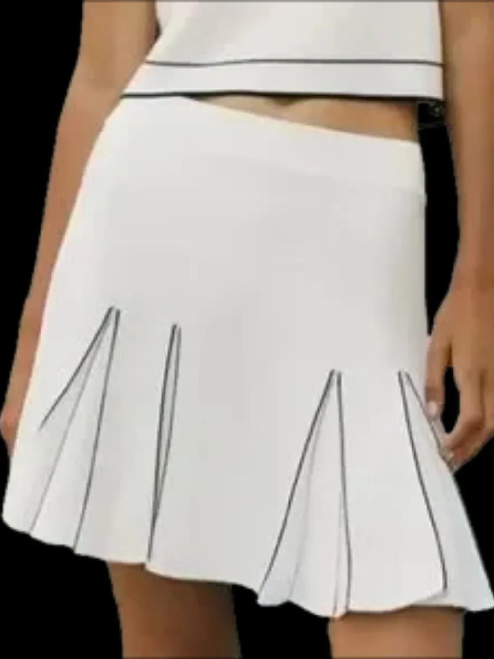 Zara White Pleated Mini Skirt with Contrast Trim